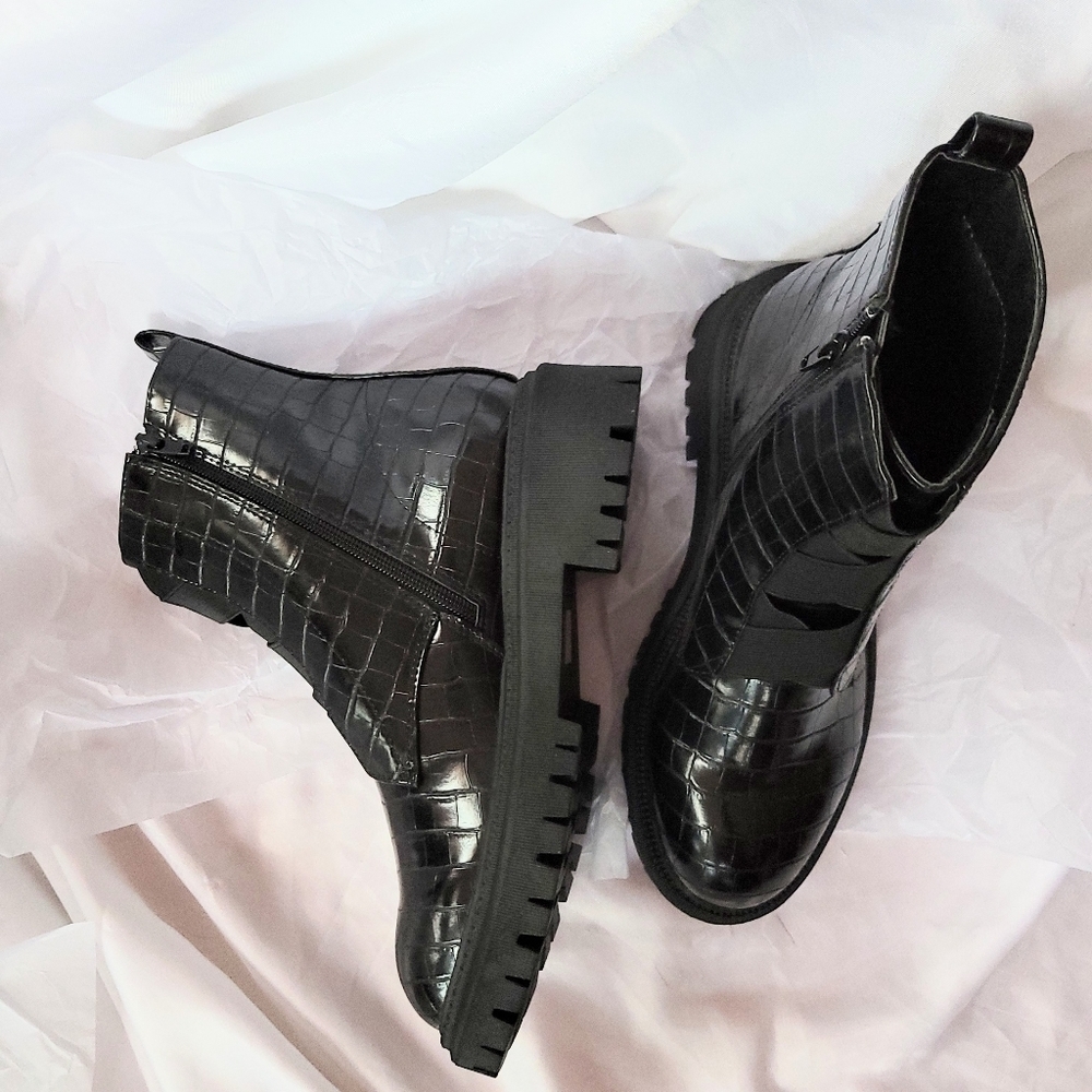Asos London Rebel Chunky Ankle Boot Black SIZE 9 - Picture 3 of 7